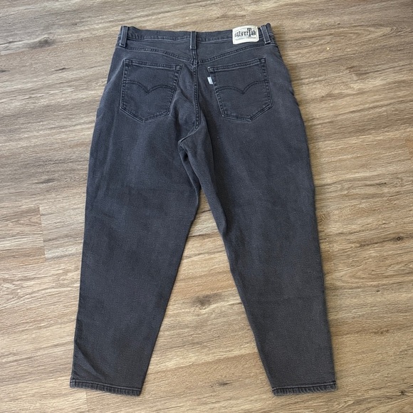 Levi Strauss & Co High Waisted Grey Mom Jeans - Picture 7 of 7